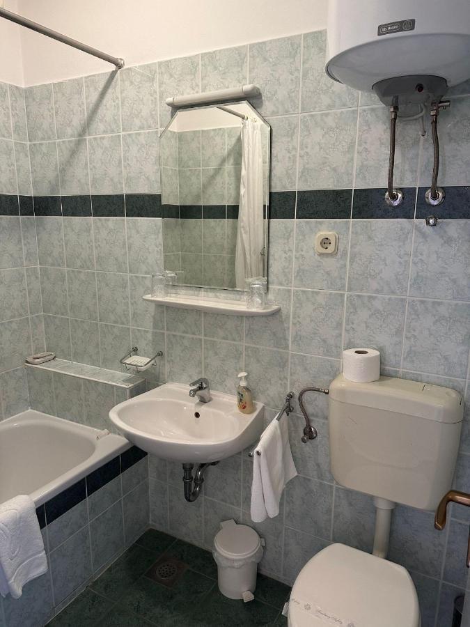 Longa Rooms Шибеник Экстерьер фото